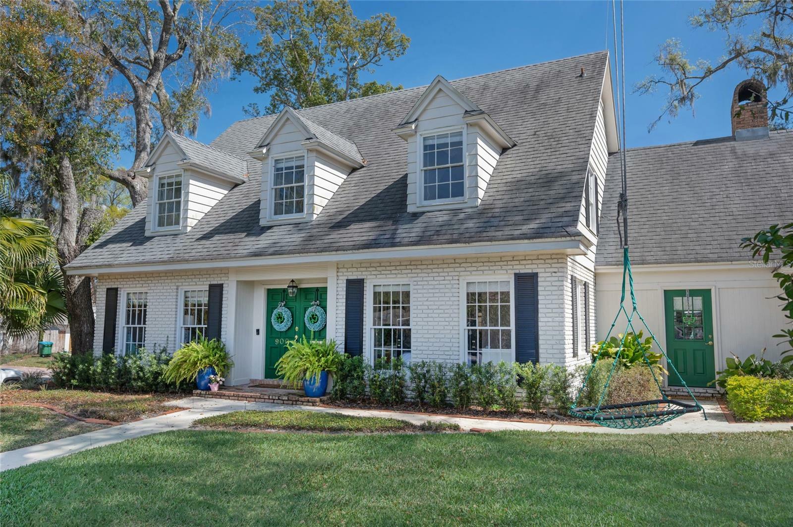 Property Photo: 900 Arapaho Trail FL 32751