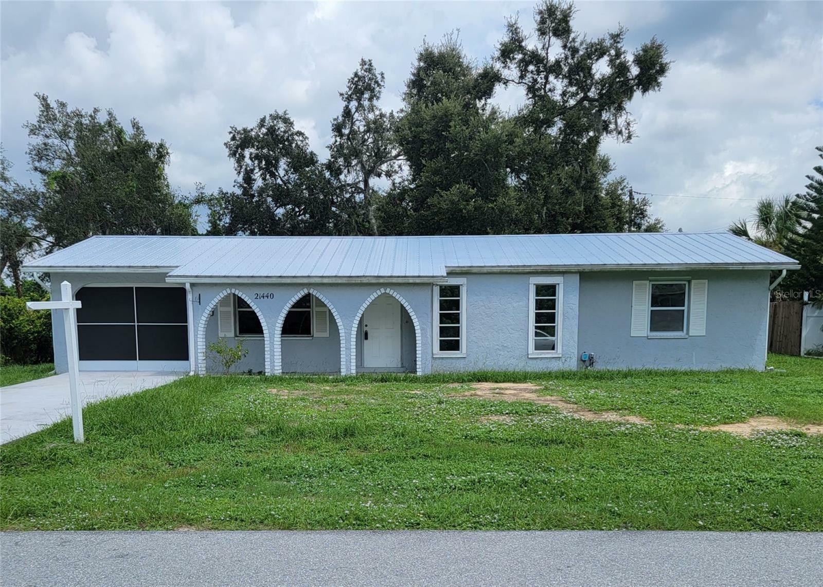 Property Photo:  21440 Shannon Avenue  FL 33952 