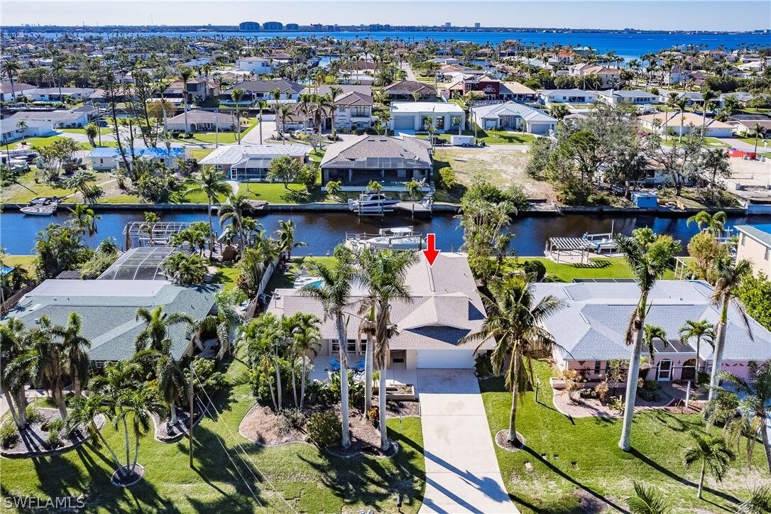Property Photo: 838 Montclaire Court FL 33904