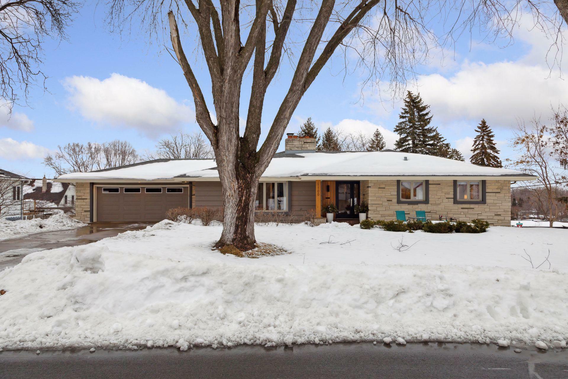 Property Photo:  1100 Wills Place  MN 55422 