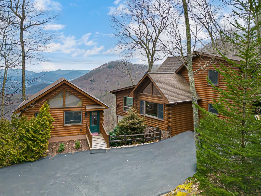Home for sale in Maggie Valley Asgi Trail, Maggie Valley, NC 28751