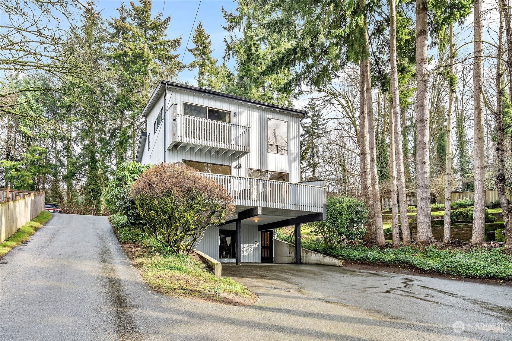 Property Photo: 7710 115th Place NE WA 98033
