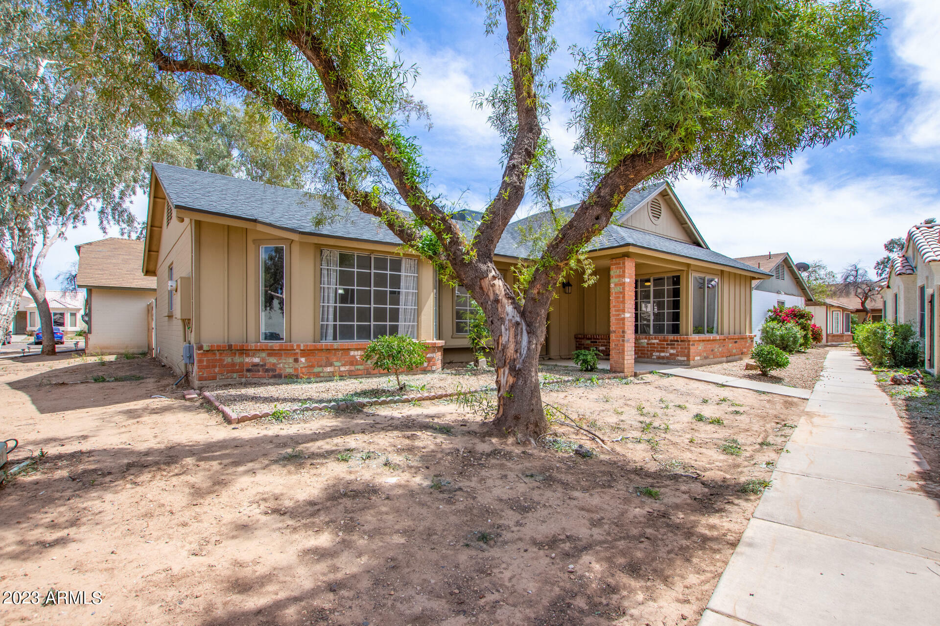 Property Photo:  8520 W Palm Lane W 1062  AZ 85037 