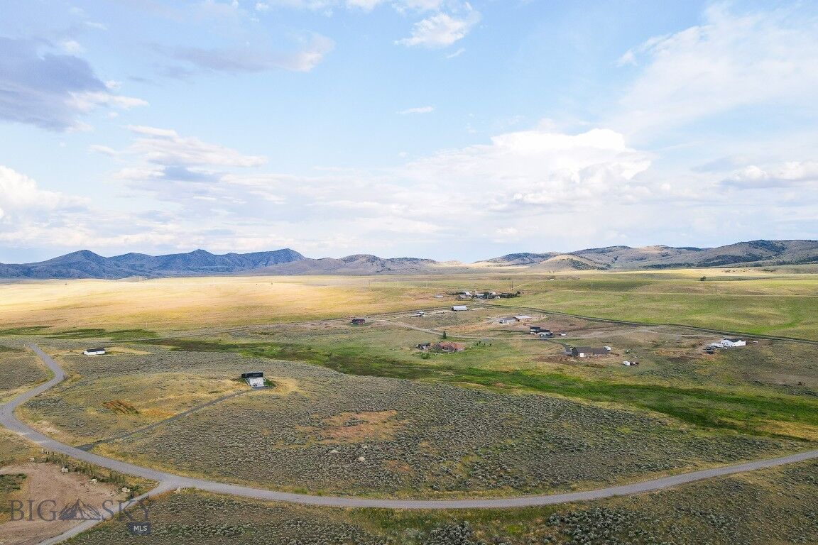 Property Photo: 8 Charlies Way MT 59721
