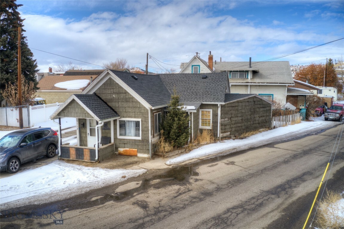 Property Photo:  1117 E Front Street  MT 59701 