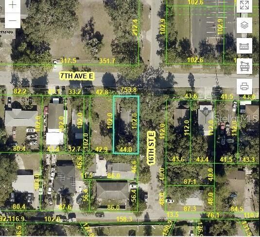 Property Photo:  1540 7th Avenue E  FL 34208 