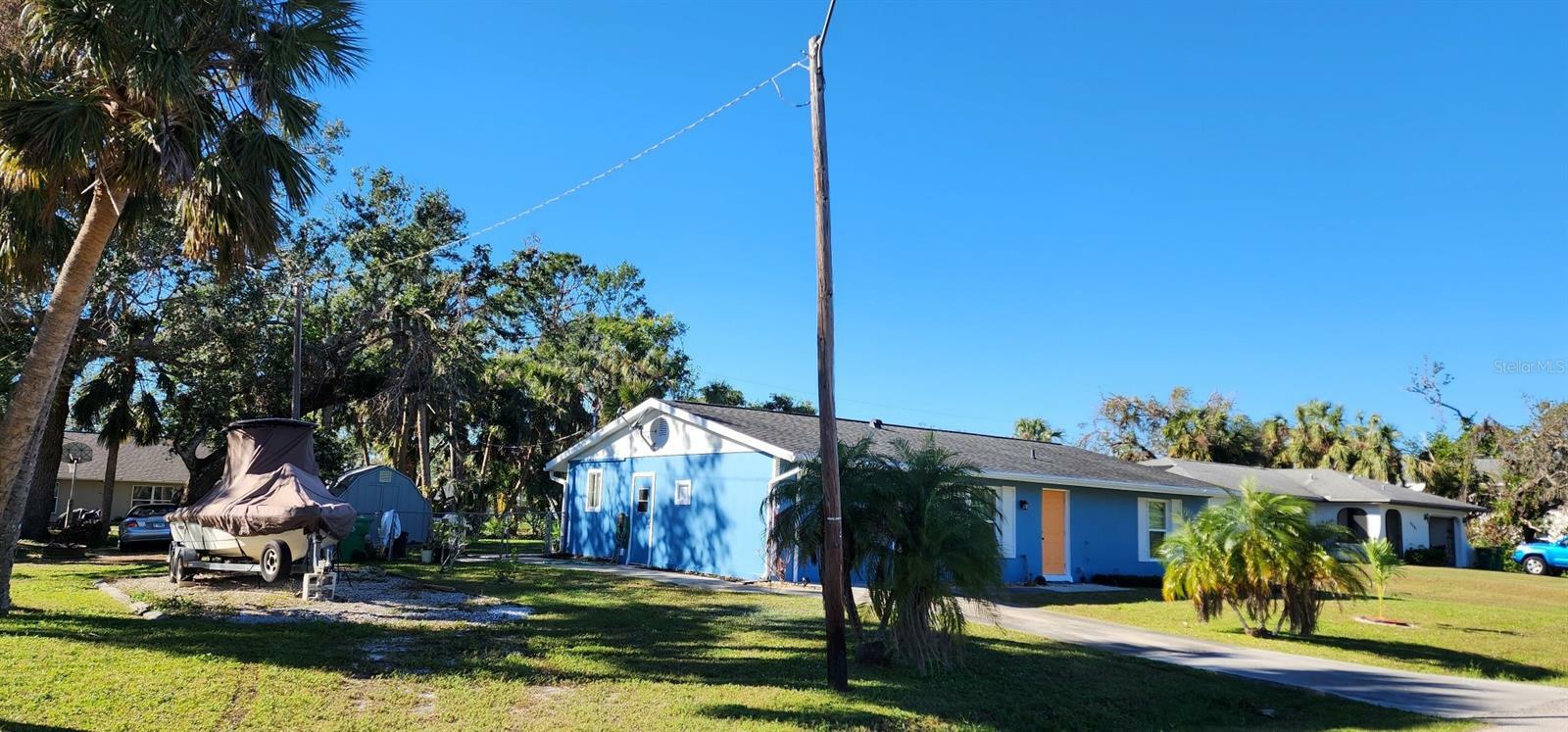 Property Photo:  1089 Bristol Street  FL 33952 