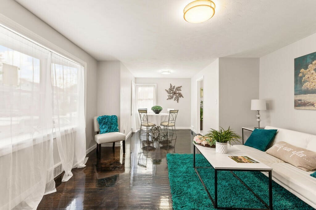 Property Photo: 41 Woodway Dr MA 01545