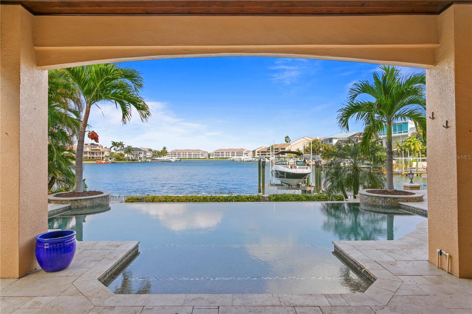 Property Photo: 6005 Kipps Colony Drive E FL 33707