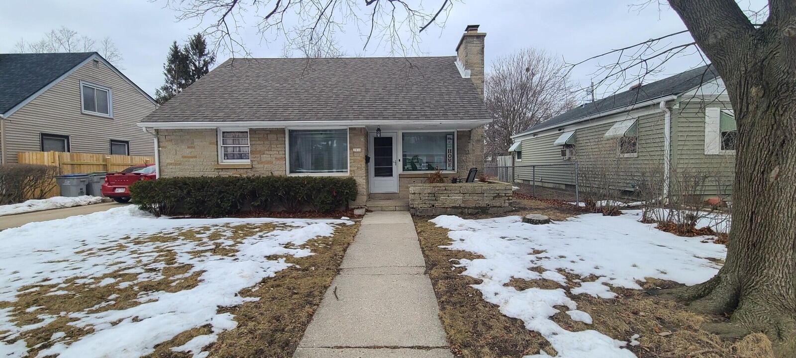 Property Photo:  2814 W Oriole Dr  WI 53209 
