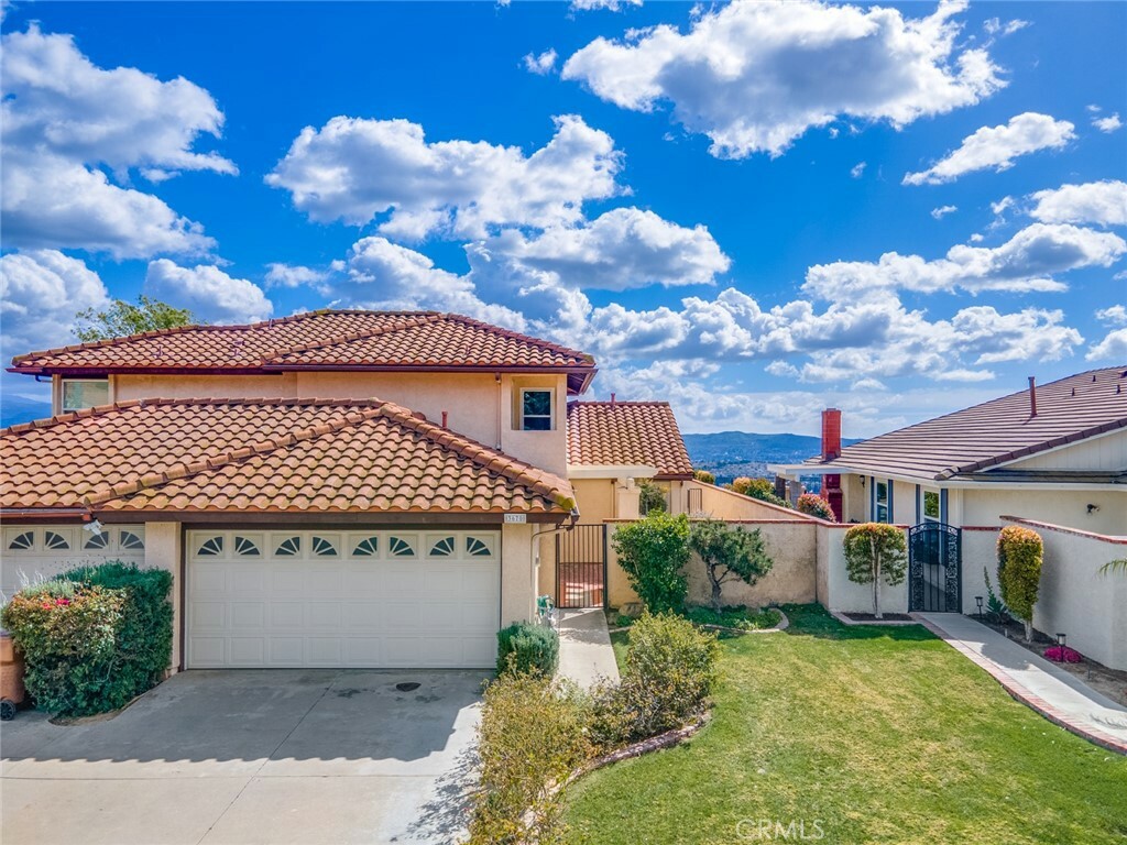 Property Photo:  3670 Vista Glen Circle  CA 92886 