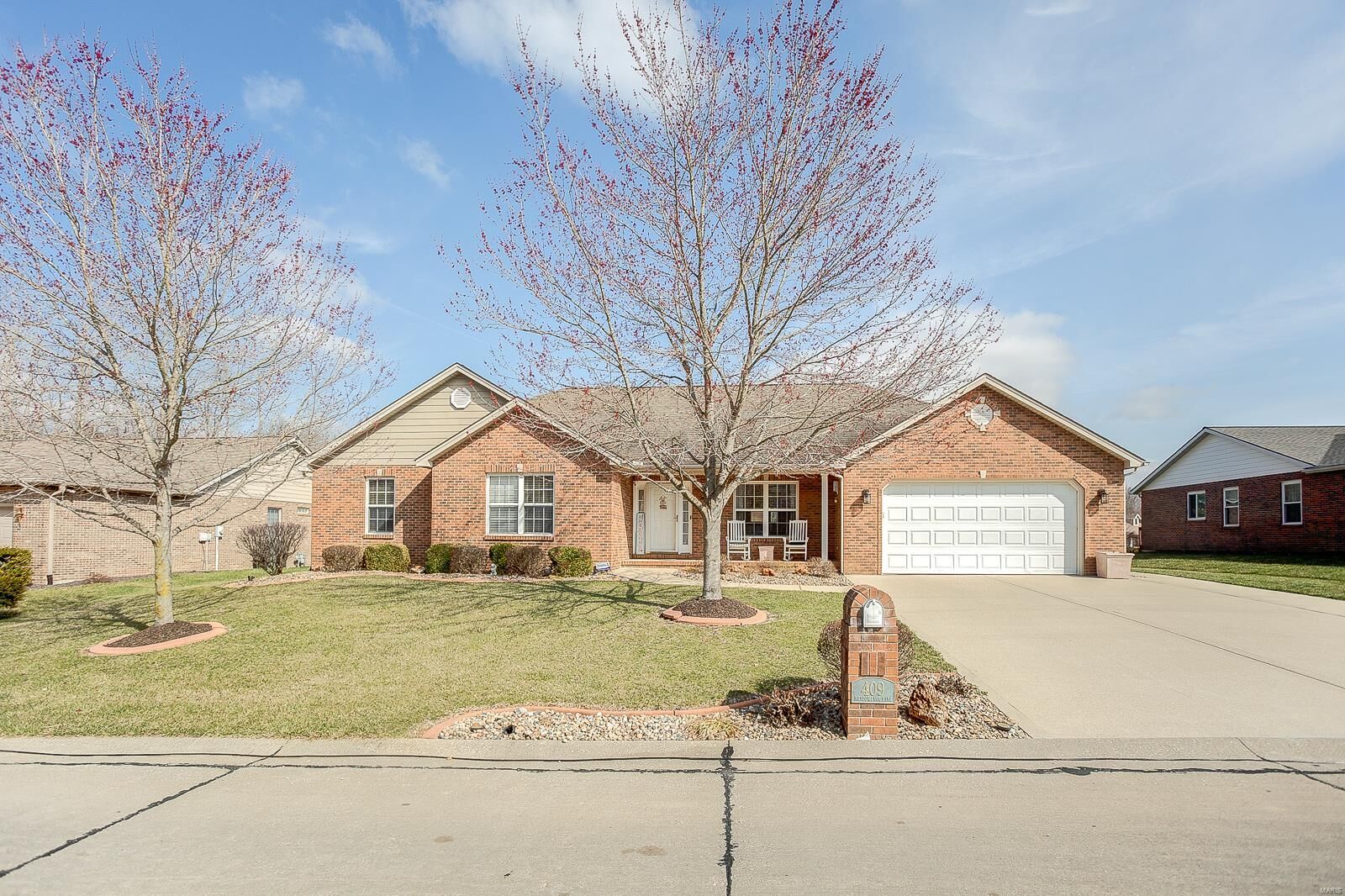 Property Photo:  409 Meadowlark Lane  IL 62220 