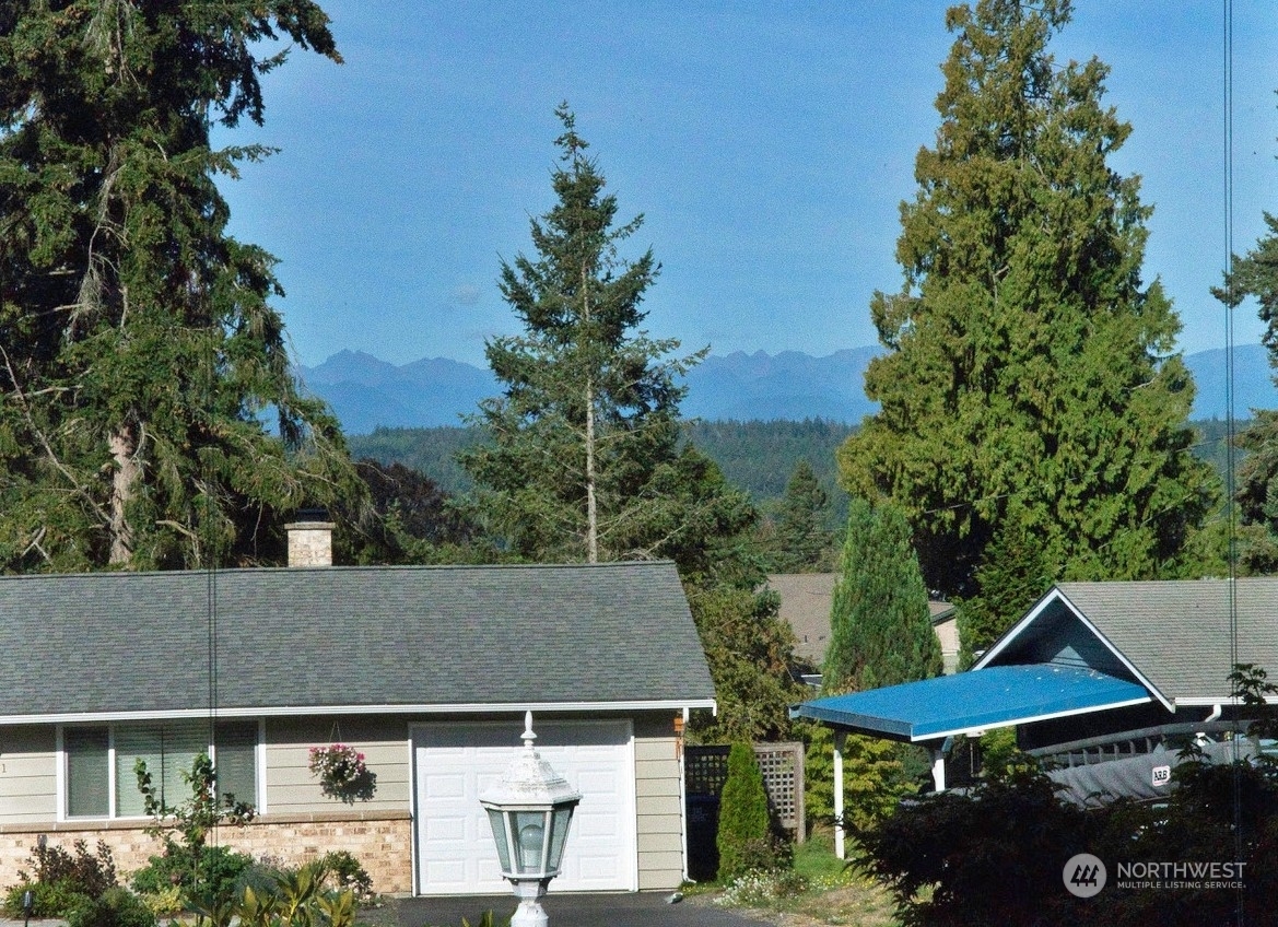 Property Photo:  18610 10th Avenue NE  WA 98370 