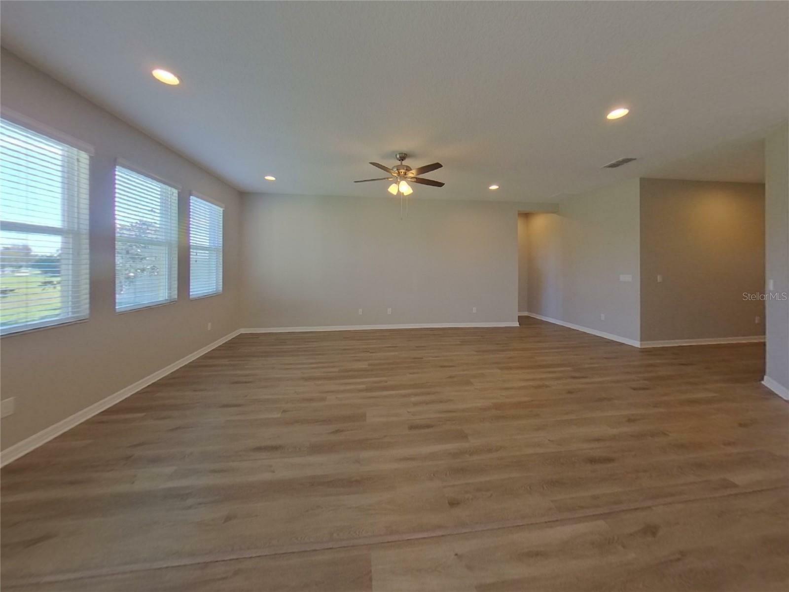Property Photo: 1108 White Water Bay Drive FL 34736