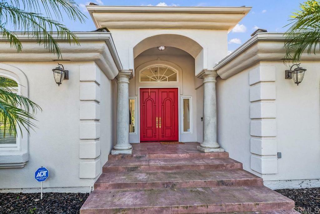 Property Photo: 15066 Huntington Gate Drive CA 92064