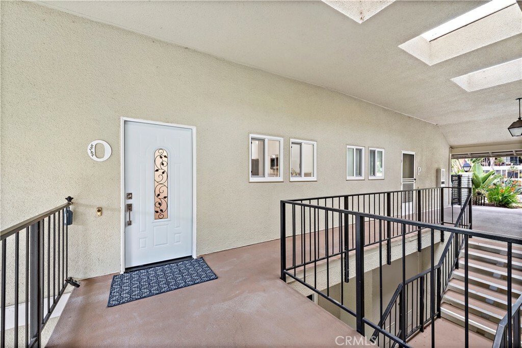 Property Photo:  966 Calle Aragon #O  CA 92637 