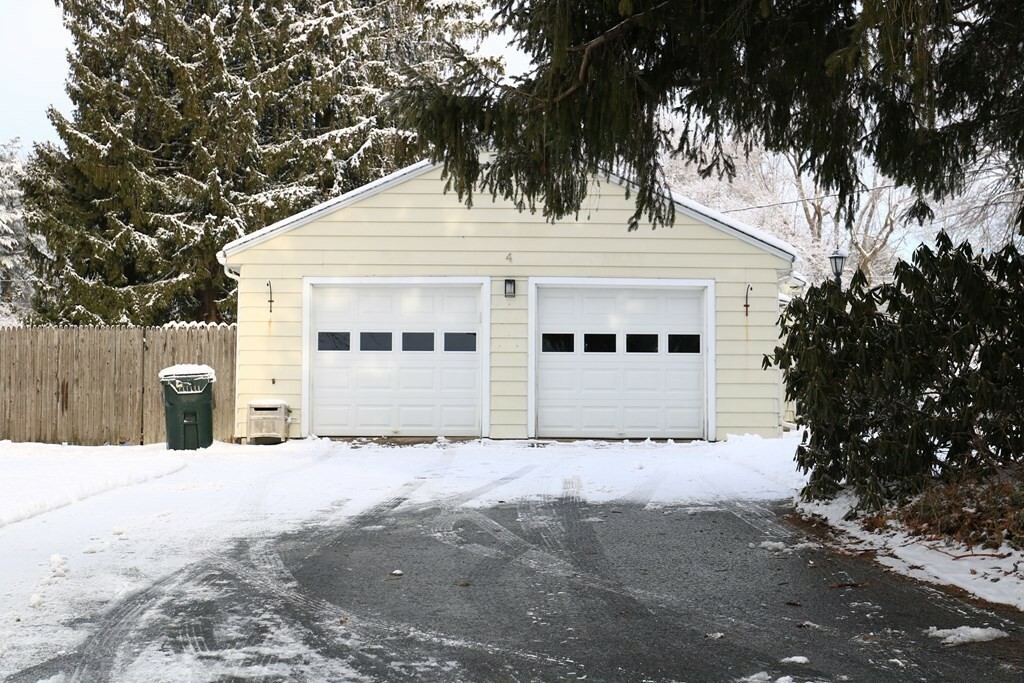 Property Photo:  4 Fairchild Dr  MA 01520 