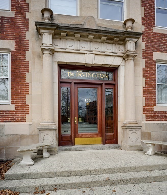 Property Photo: 135 Pleasant St 8 (Aka #22) MA 02476