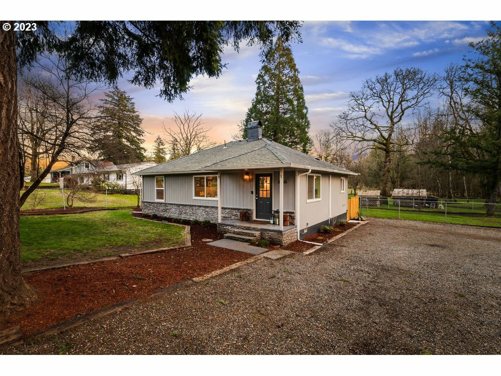 27111 NE Hathaway Rd  Camas WA 98607 photo