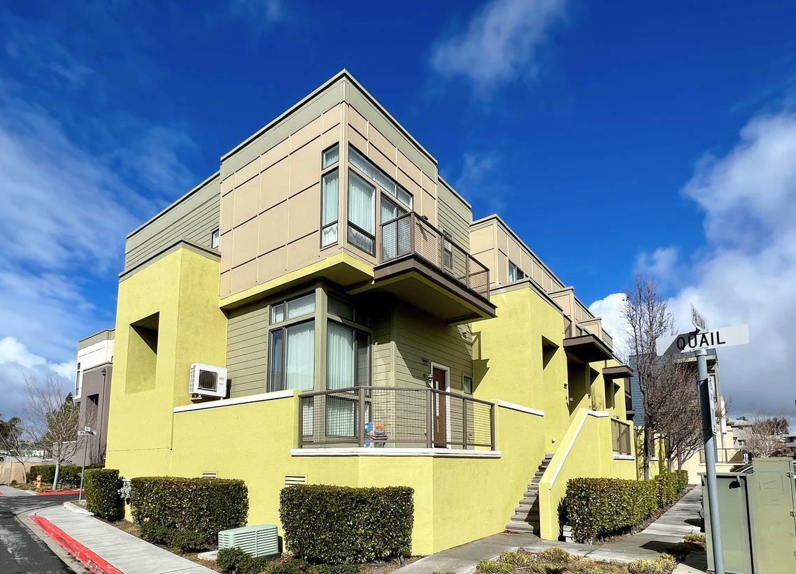 Property Photo: 1004 Plover Lane CA 94303