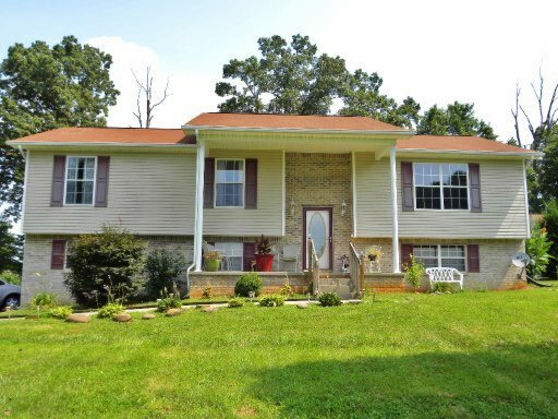 Property Photo:  4606 Clifton Lane  TN 37871 