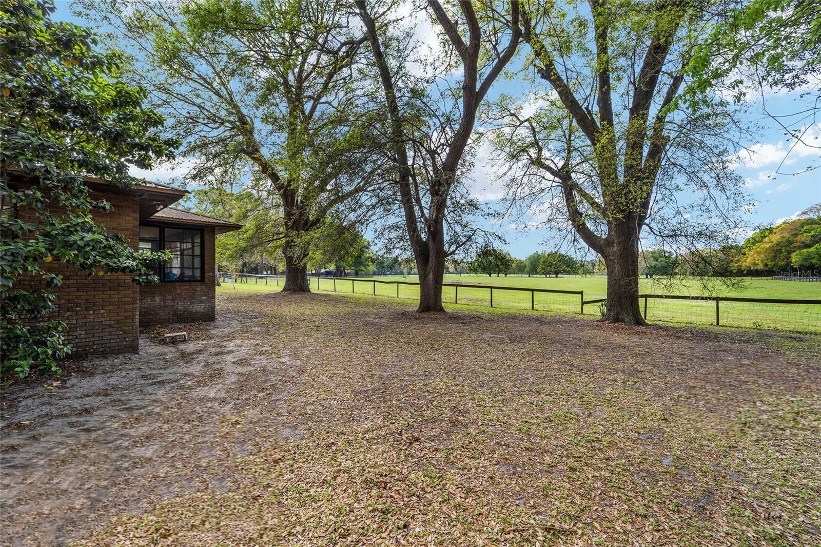 Property Photo: 10015 NW County Road 235 FL 32615