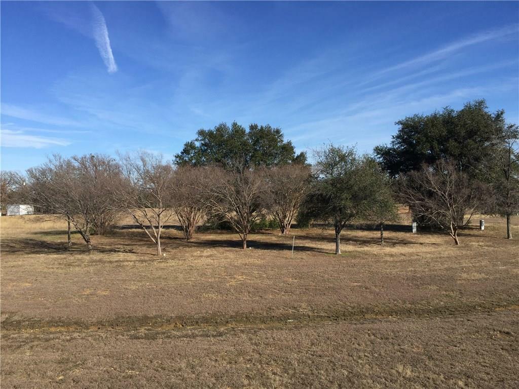 Property Photo:  1300 E Shannon Road  TX 75482 