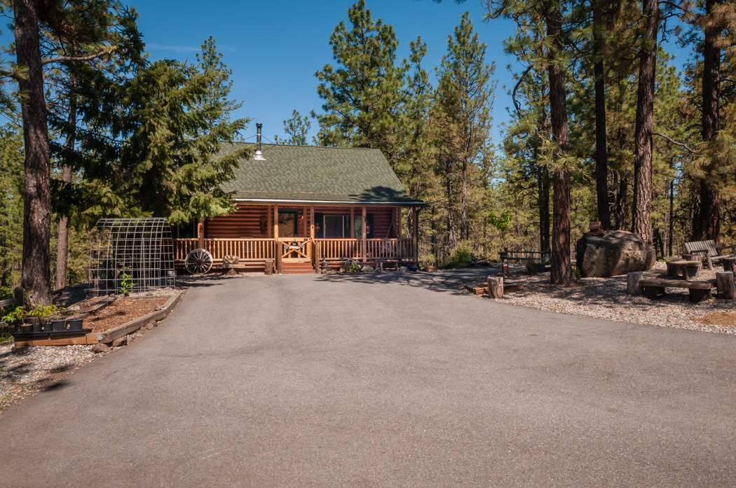 Property Photo: 12515 S Clear Lake Rd WA 99022