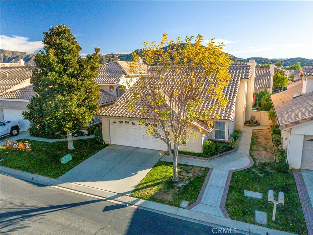 Property Photo: 6046 Warwick Hills Way CA 92220