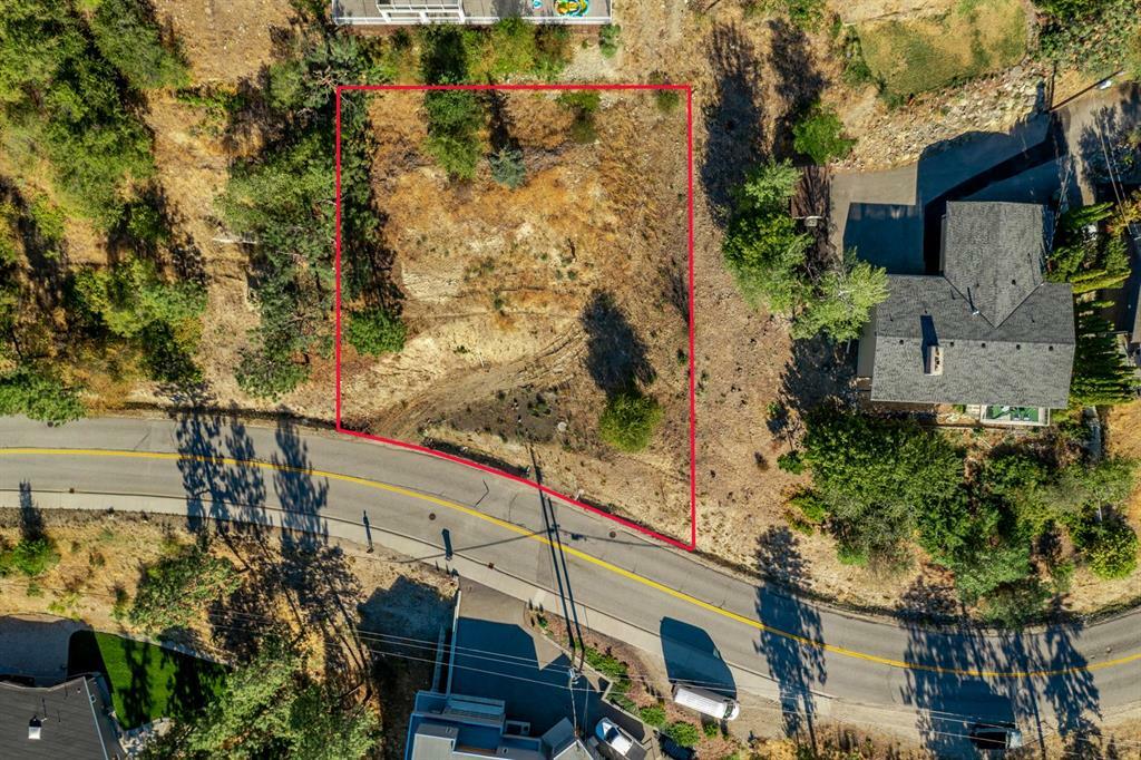Property Photo:  1386 Bear Creek Road  BC V1Z2P7 