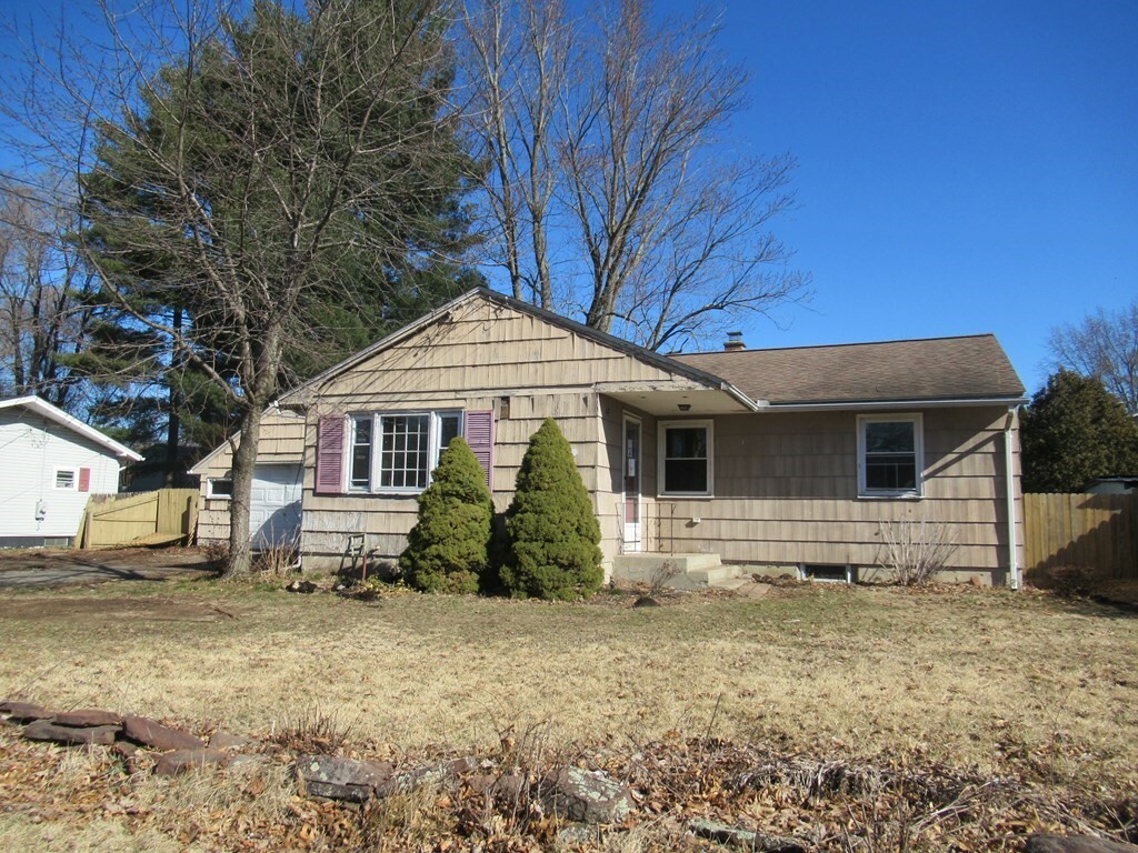 Property Photo: 172 Garvey Dr MA 01109