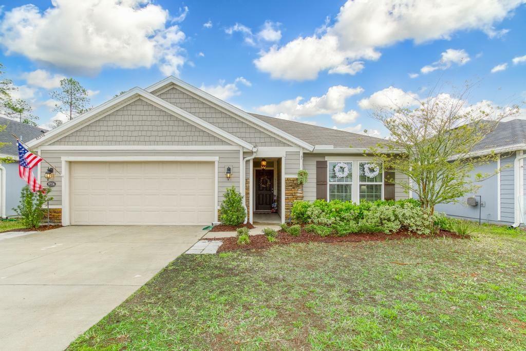 Property Photo:  97536 Albatross Drive  FL 32097 