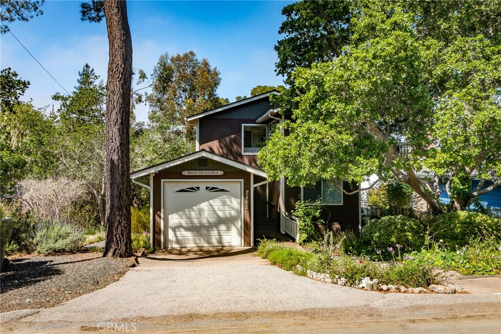 Property Photo:  2401 Wilcombe Drive  CA 93428 