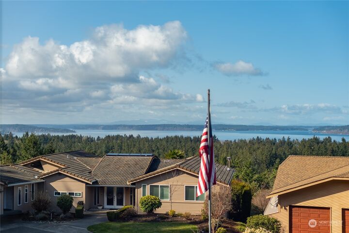 Property Photo:  5403 87th Avenue Ct W  WA 98467 