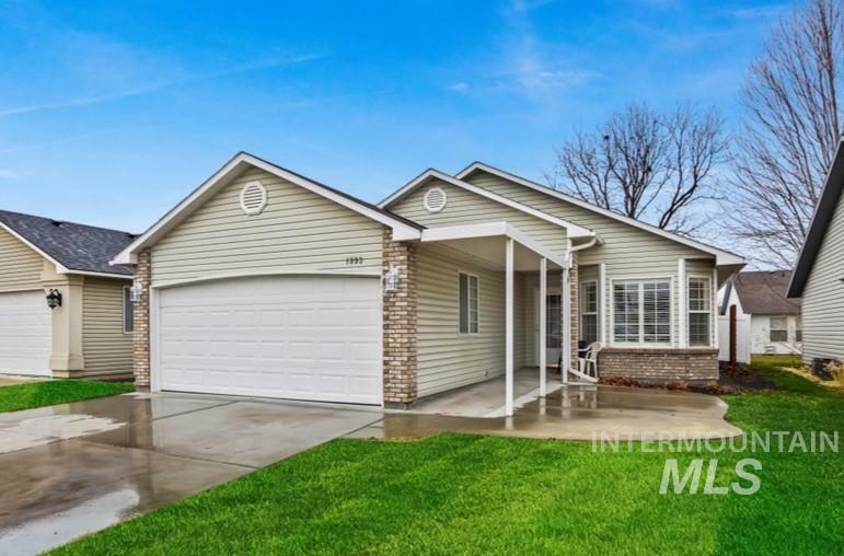 Property Photo: 1893 N Buena Vista Ave ID 83646