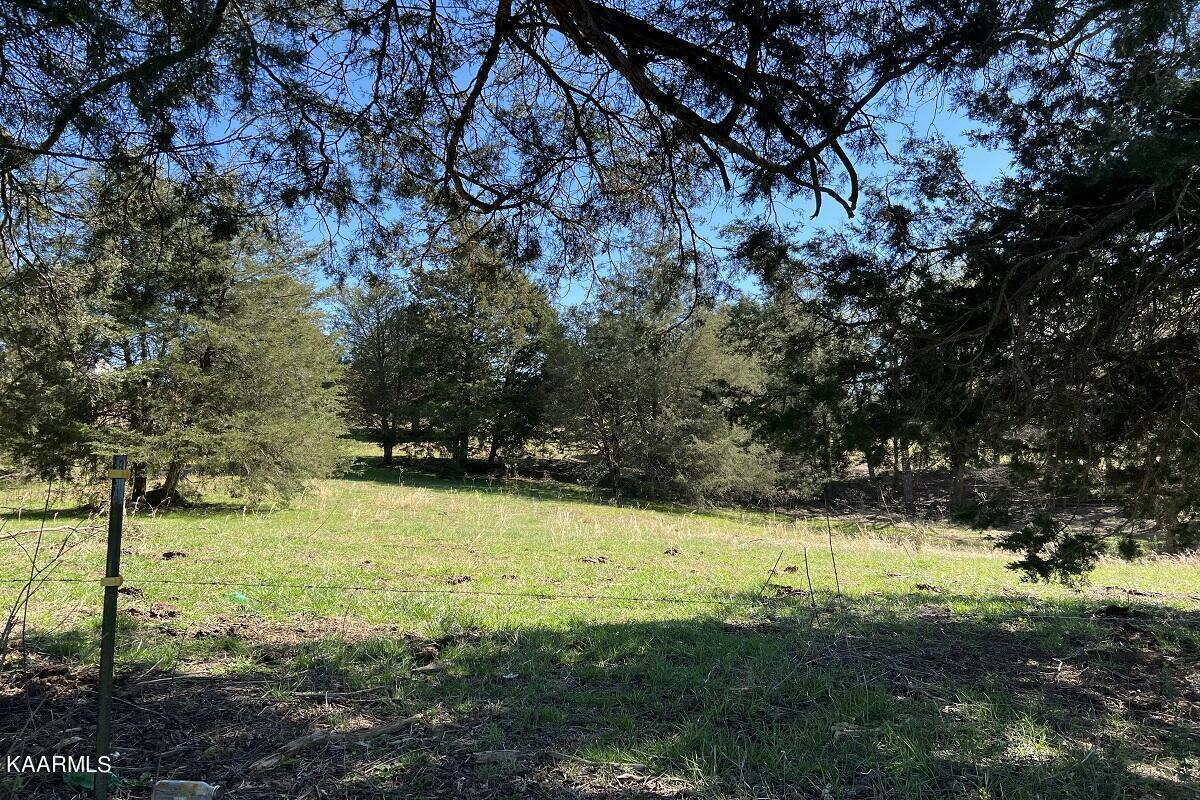 Property Photo: Dearing Rd TN 37877