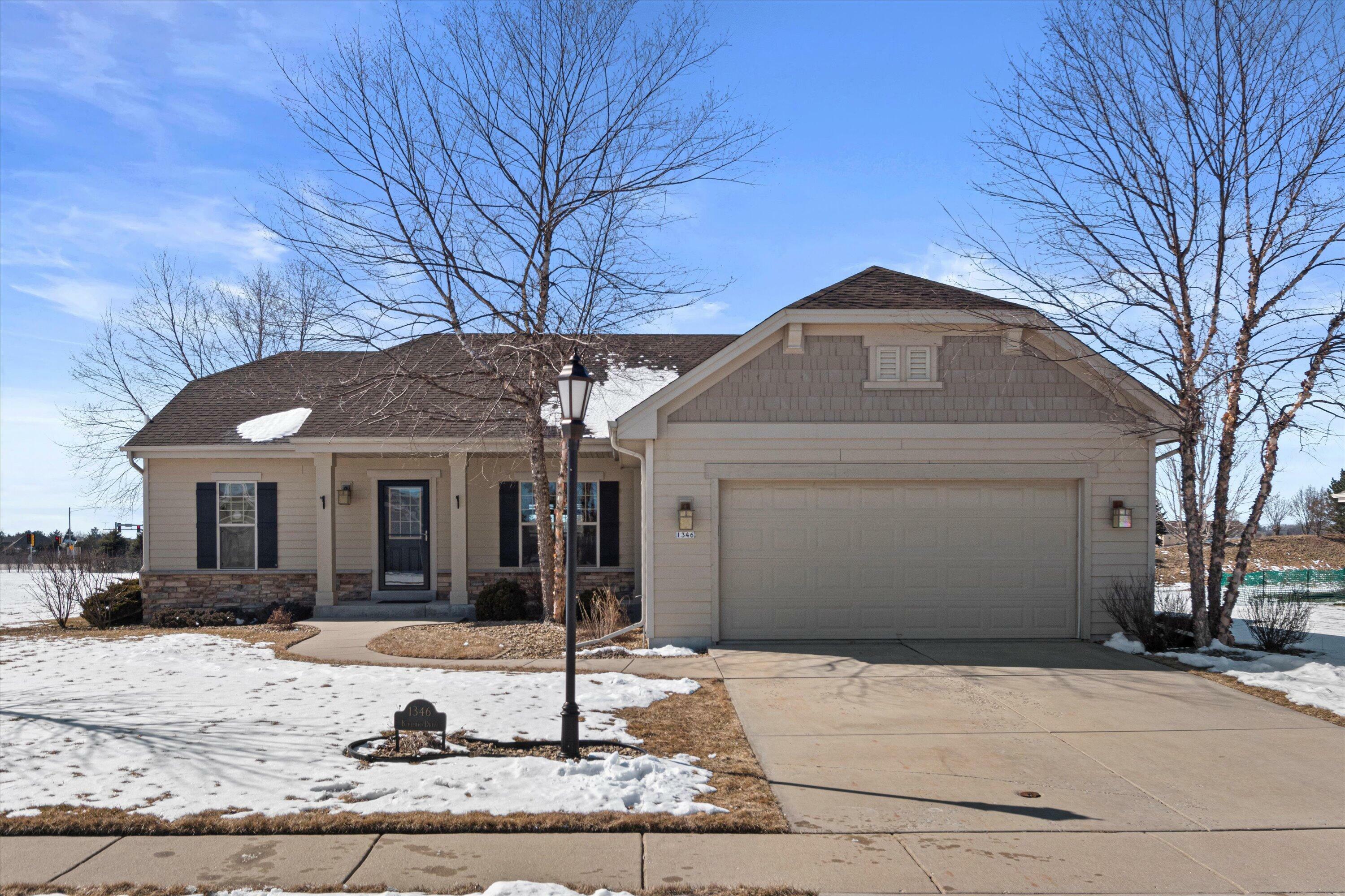 Property Photo: 1346 Bluebird Dr WI 53066