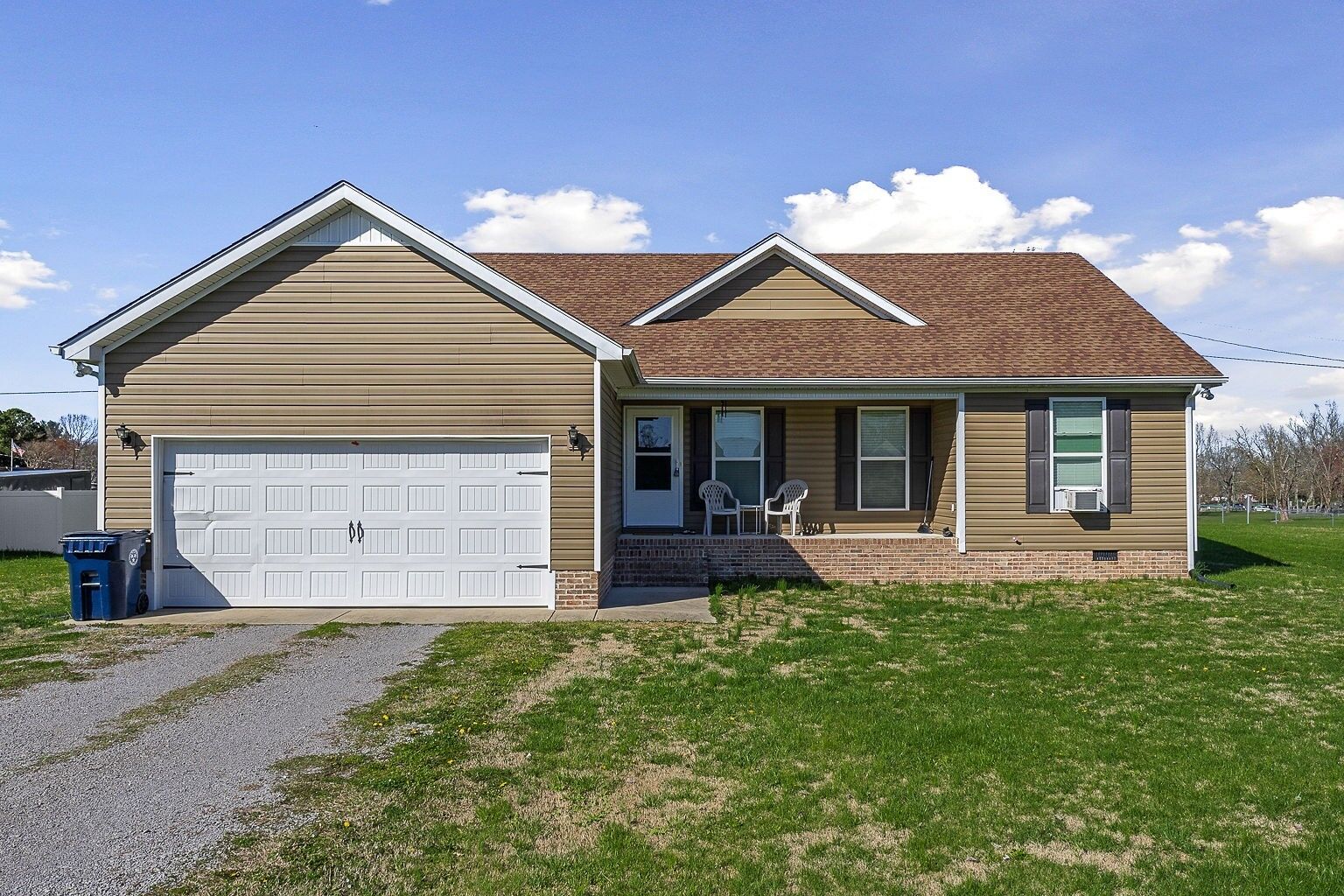 Property Photo:  140 Winter Wonder St  TN 37166 