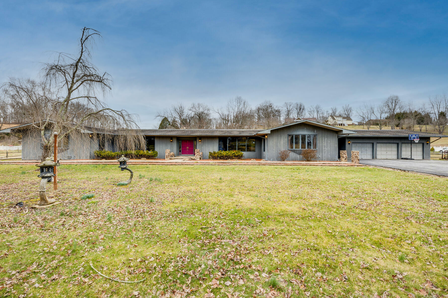 Property Photo:  804 Fall Creek Road  TN 37617 