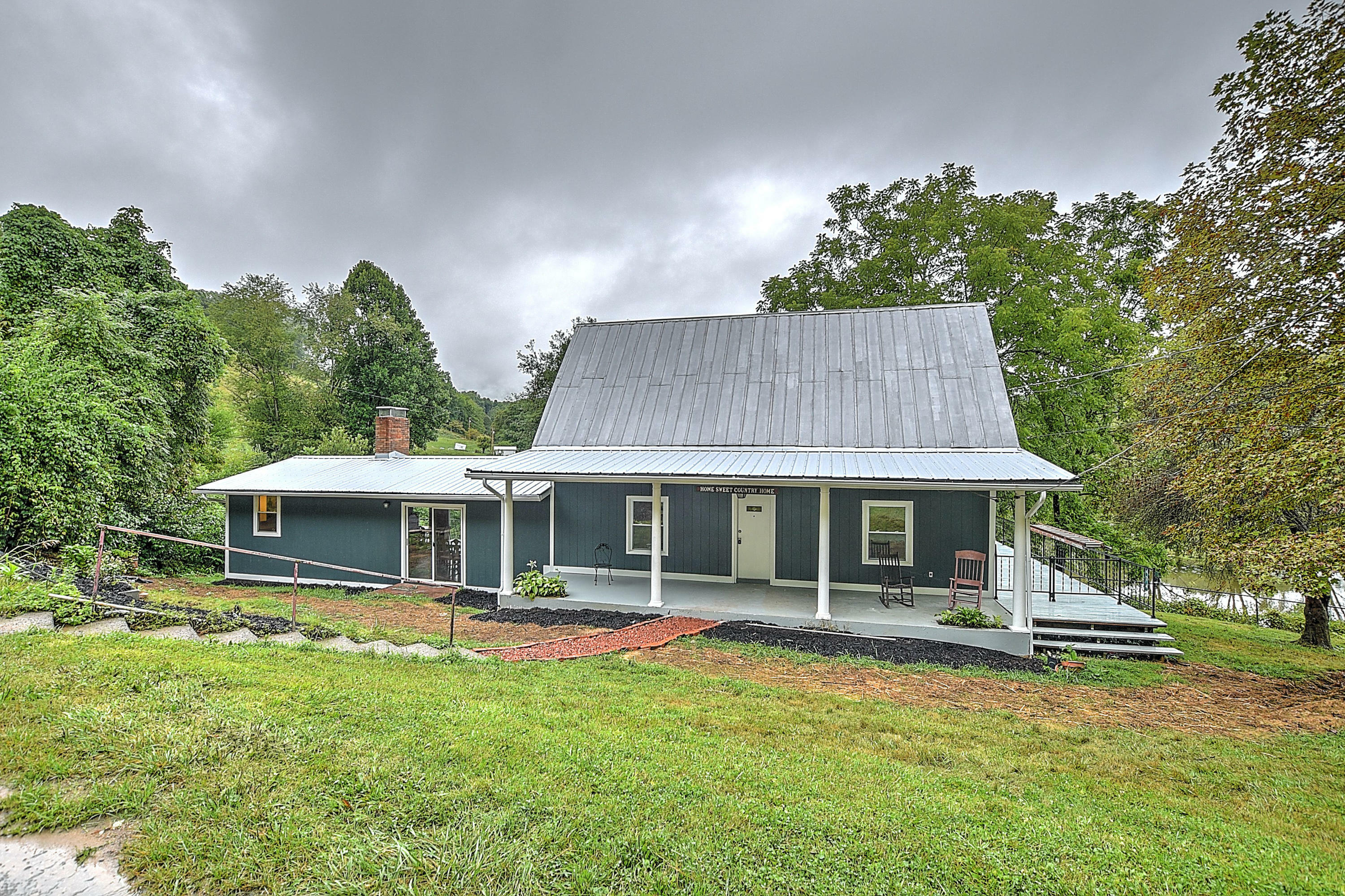 474 Bear Cage Road  Roan Mountain TN 37687 photo