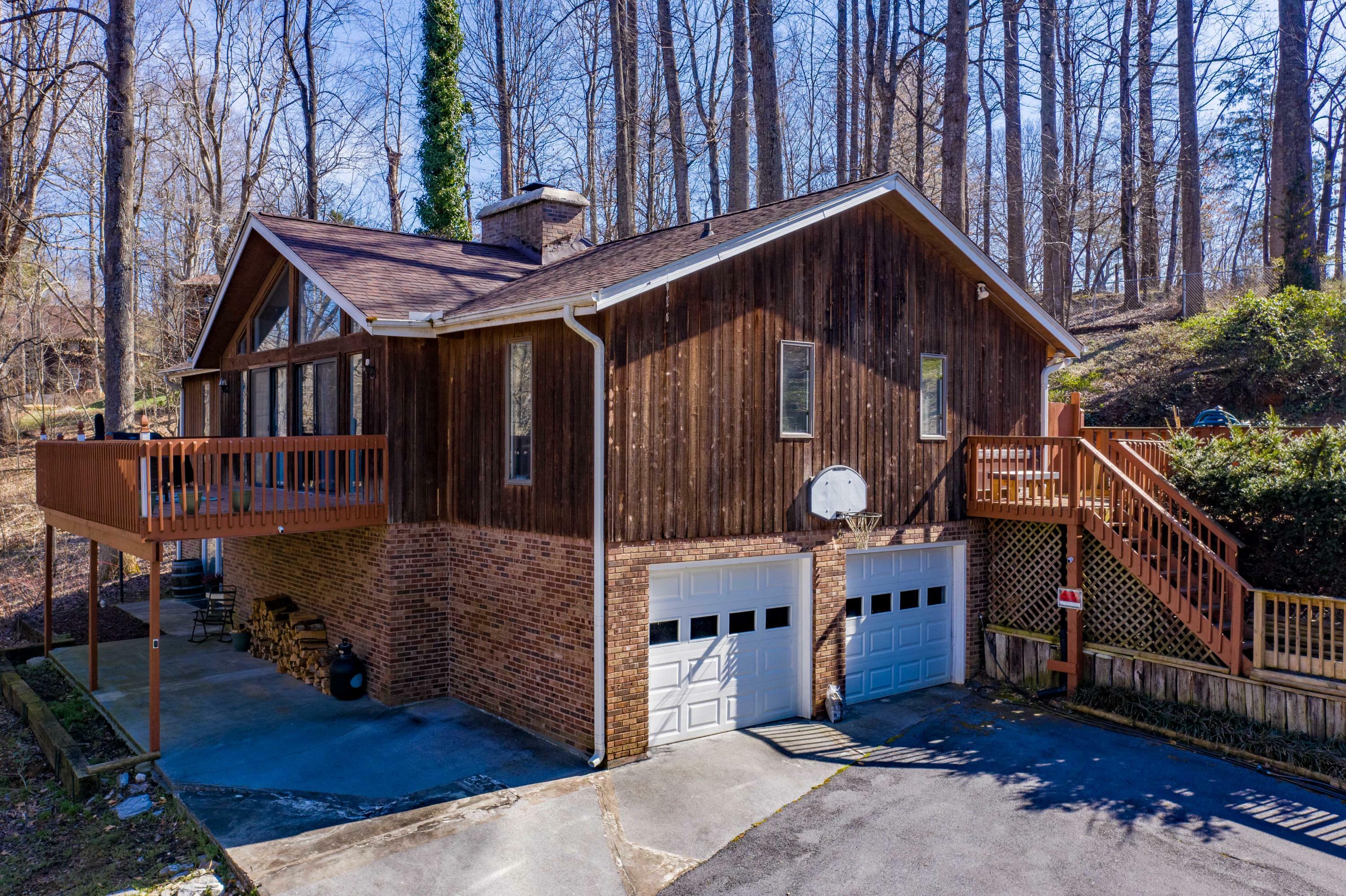 Property Photo:  2933 Cherokee Road  TN 37604 