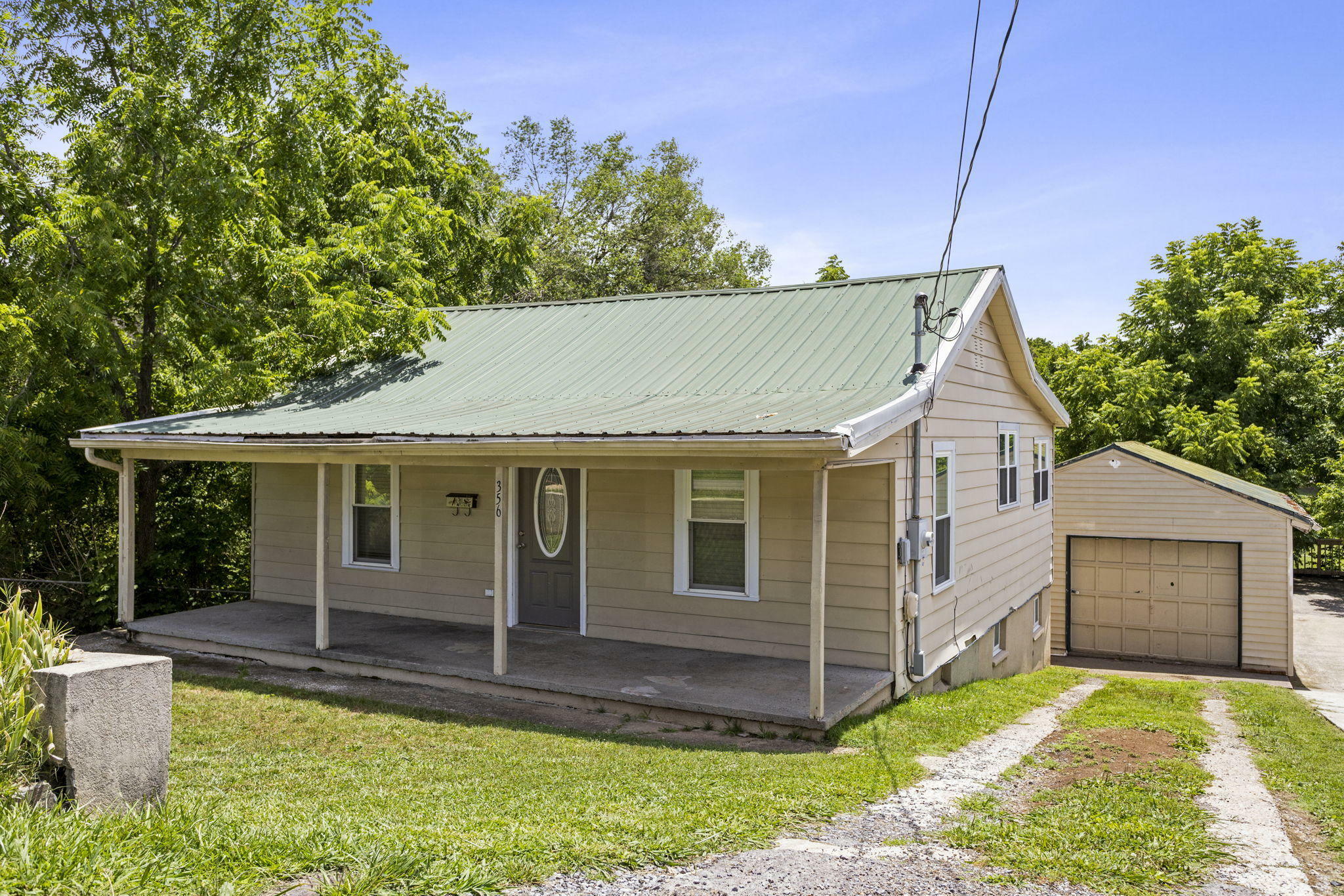 Property Photo:  356 Glen Avenue  TN 37665 