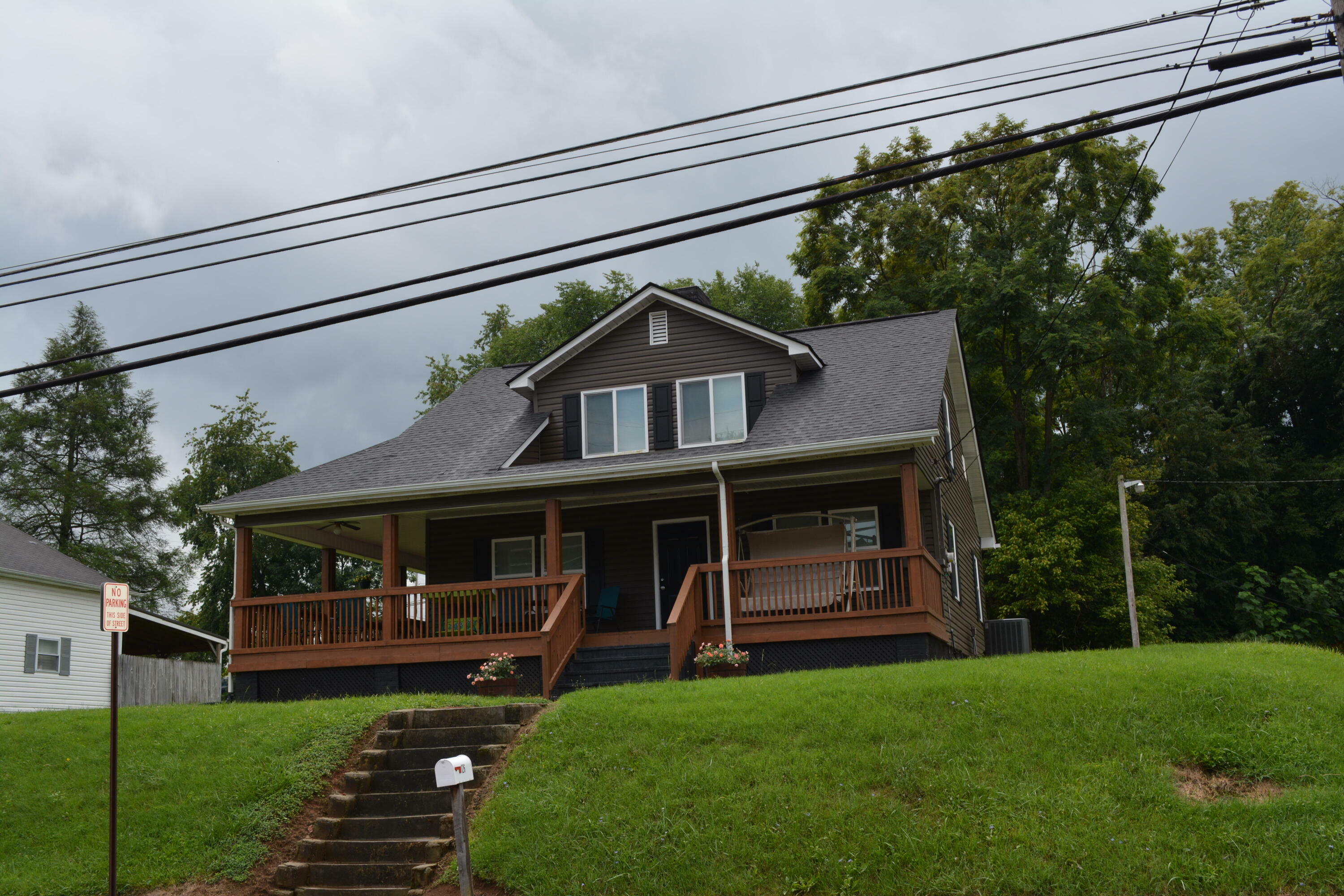 Property Photo:  126 East Main Boulevard  TN 37642 