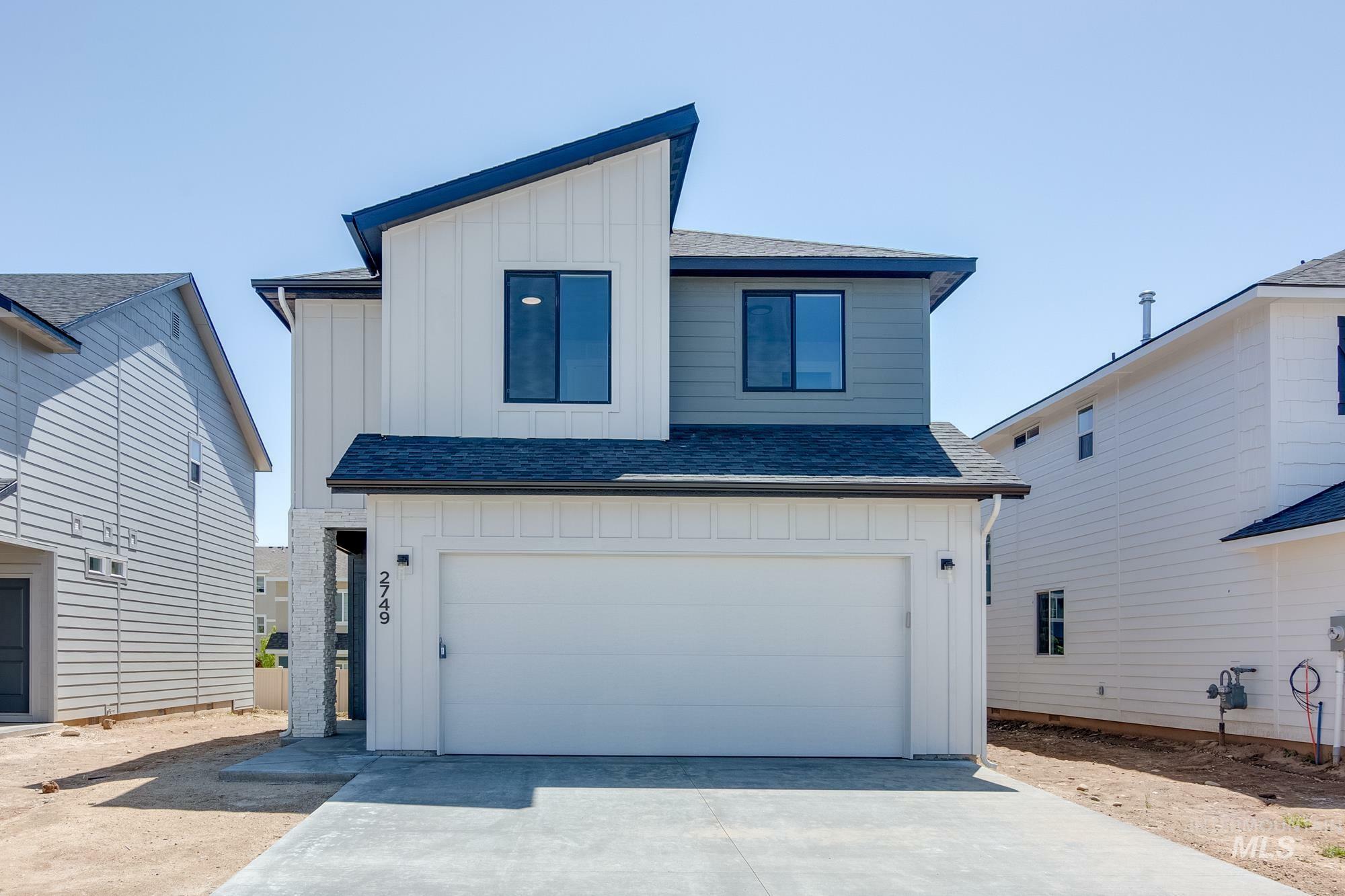 Property Photo: 2749 E Jasmine St ID 83646
