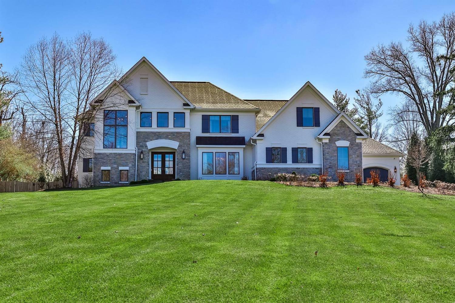 5305 Graves Road  Indian Hill OH 45243 photo