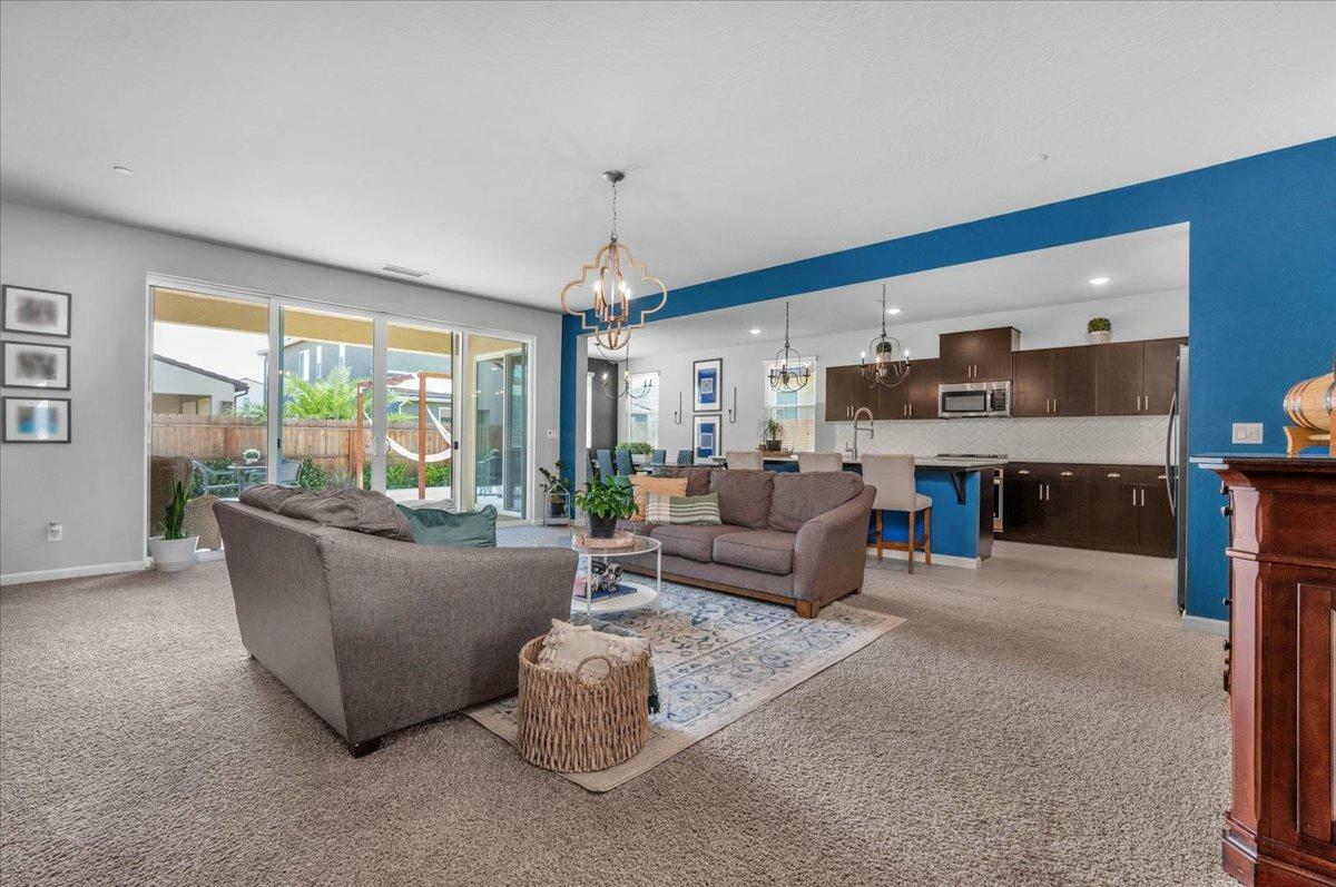 Property Photo: 4036 Sussex Avenue CA 93619