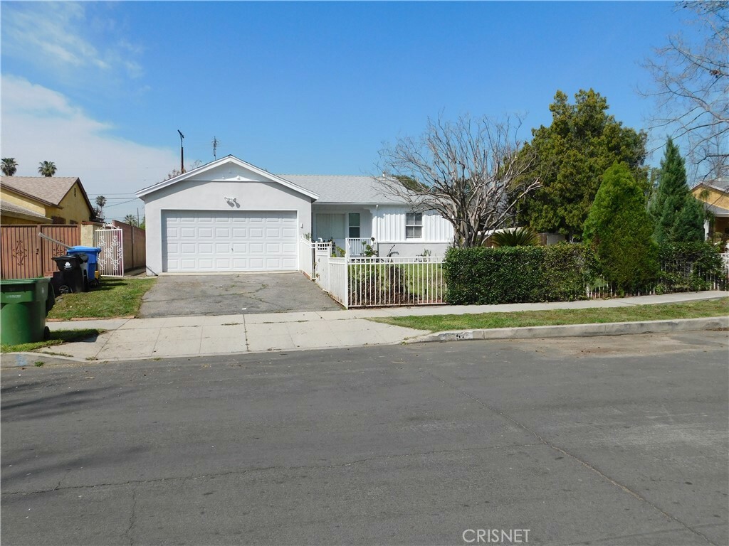 9257 Kester Avenue  Panorama City CA 91402 photo