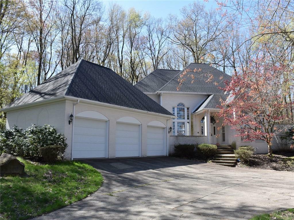 Property Photo: 512 Jackson Park Drive PA 16335