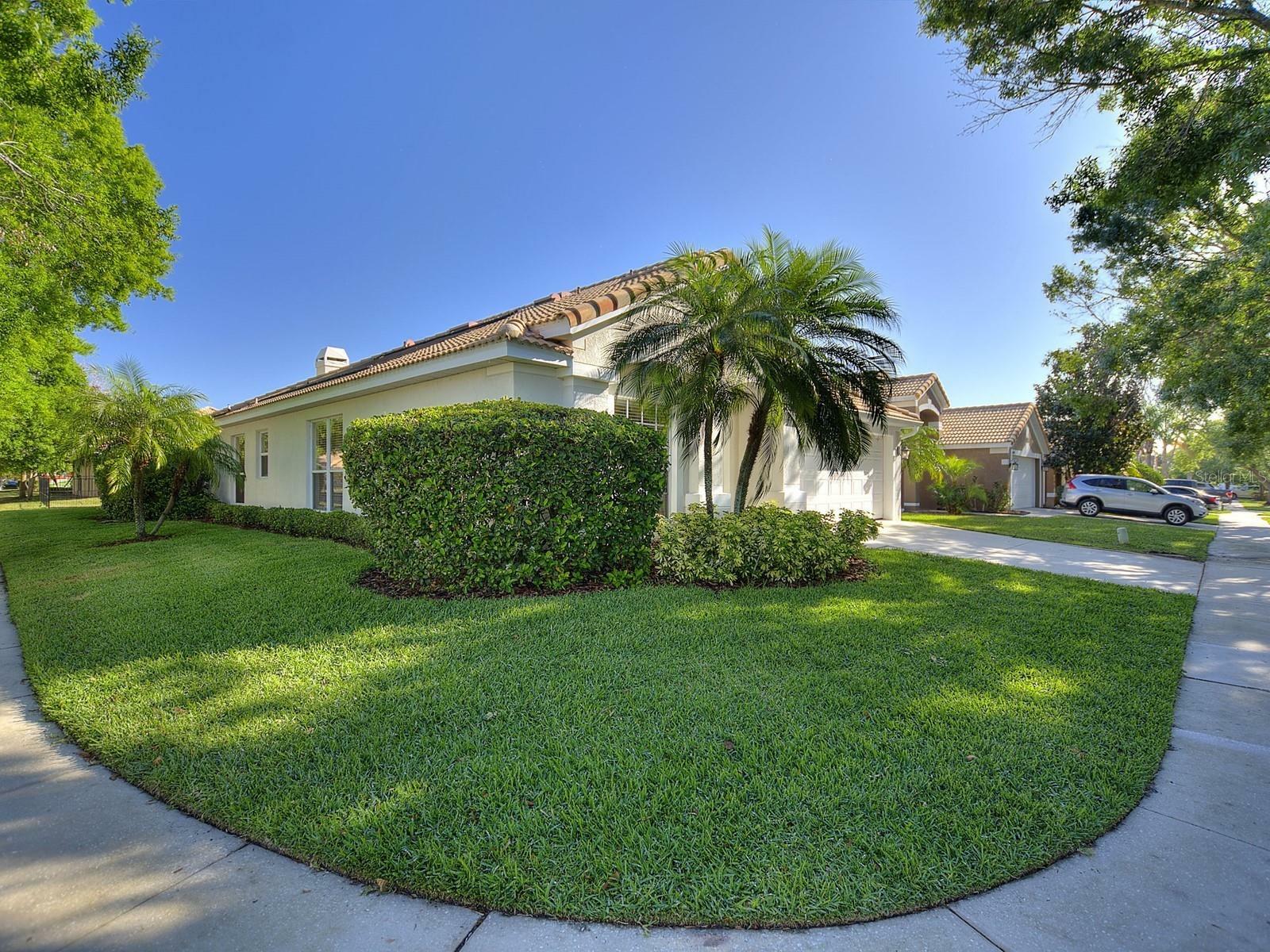 Property Photo:  6437 Winder Oaks Boulevard  FL 32819 