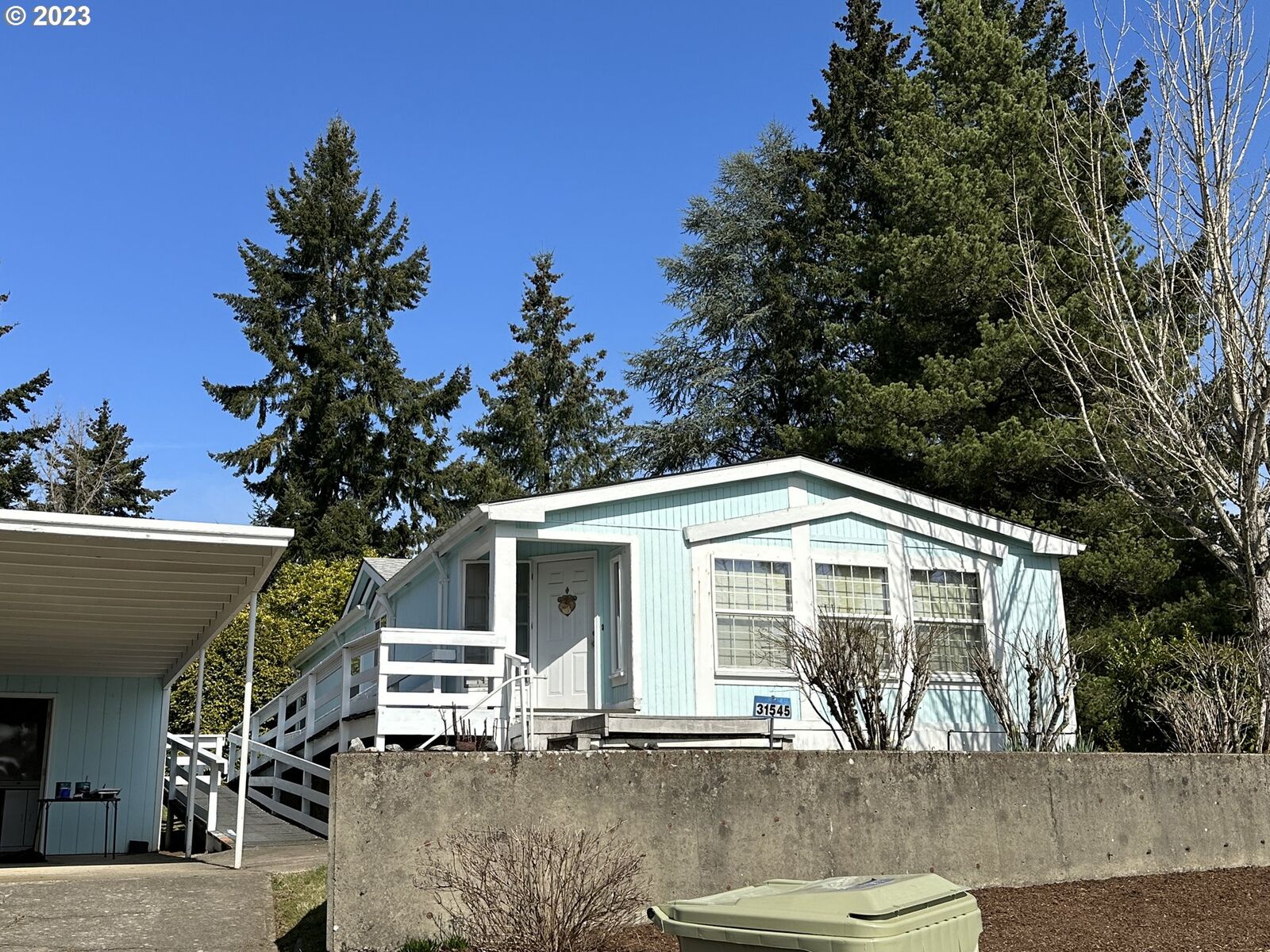 Property Photo: 31545 SW Bogey Ct OR 97113